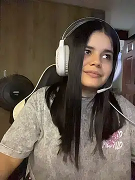 دردشة XXXAngella الجنسية المباشرة