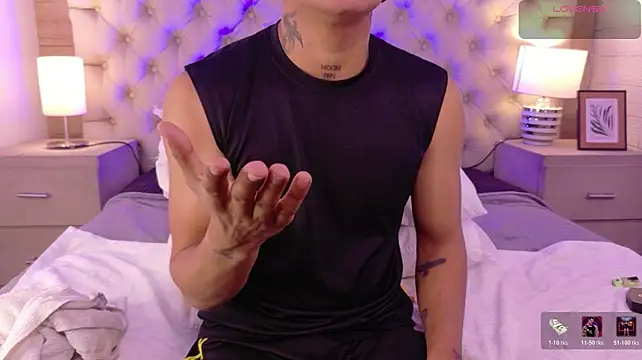 LiamDeeps' Live XXX Chat