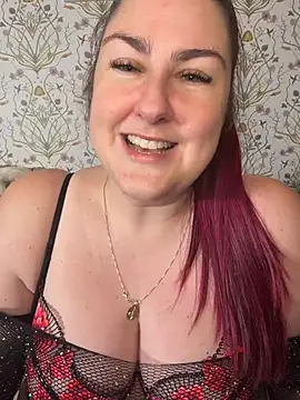 Chat +18 de Lacey_BBW ao vivo
