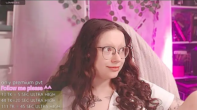 hanna_flowers Adlı Modelin Canlı XXX Sohbeti
