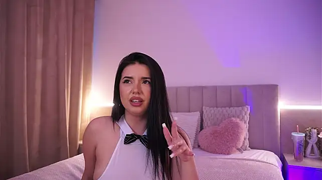 LaraAnnee Chat XXX live