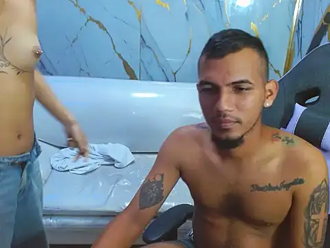 hottercouple18 – Live XXX-chat