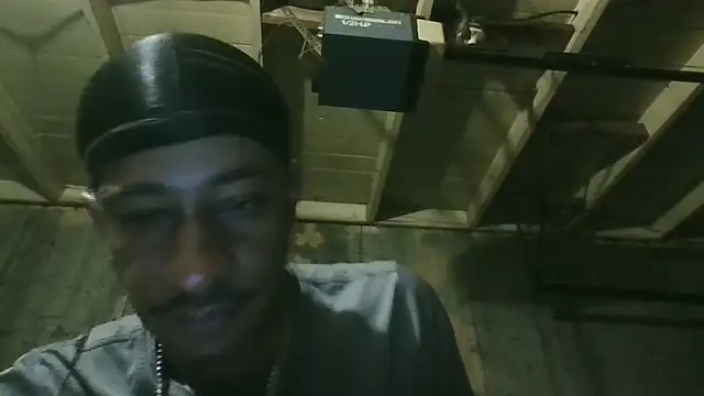 Leo99842's Live XXX Chat