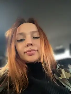 Chat +18 de LisaCatt ao vivo