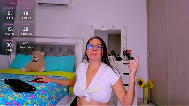 sharonDulce live XXX chat