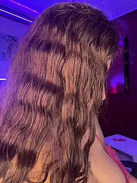 kylievoosx Chat XXX live