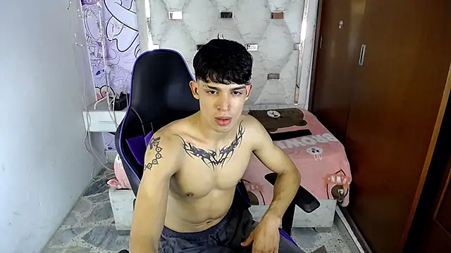 Онлайн чат XXX Liom_Gym