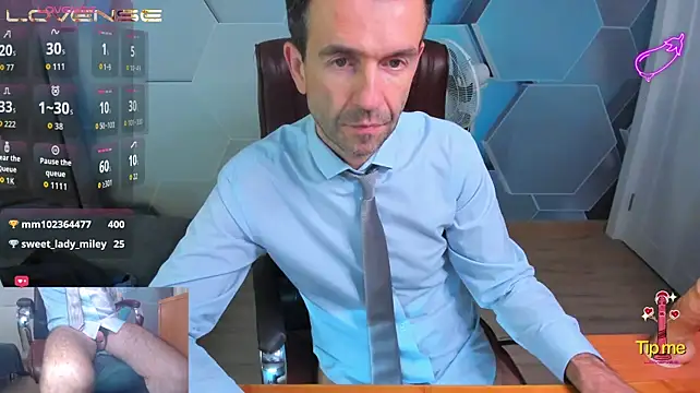 SteveTiger XXX чат на живо