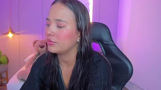 isabella_florez's Live XXX Chat