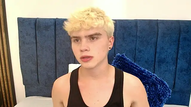 Ian_Stone live XXX chat