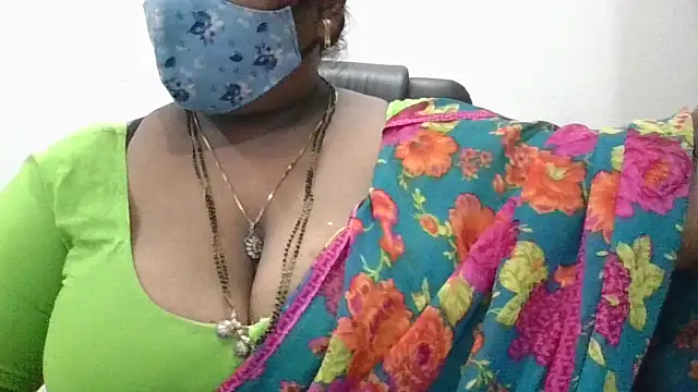 Divyahoty – Live XXX-chat