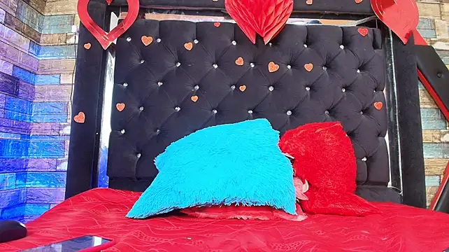 Laura_Fox01 – Naživo XXX chat