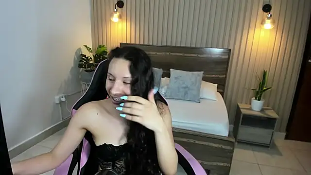 Chat XXX en directo de valeryn__rosse