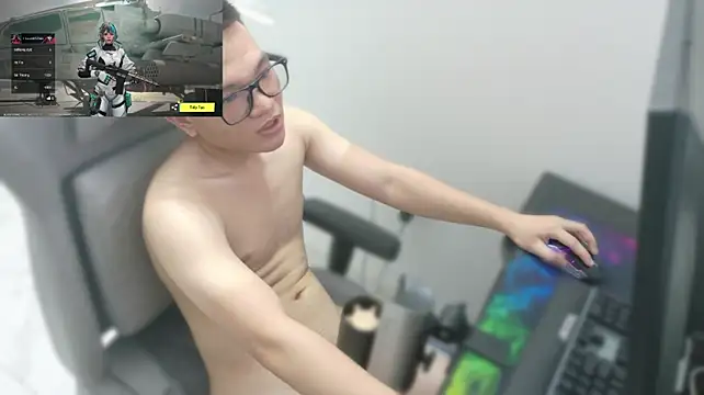 k-u-r Live XXX Chat