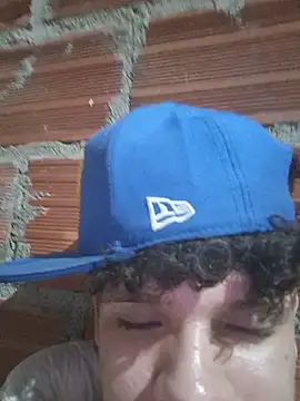 nilon05 Live XXX Chat