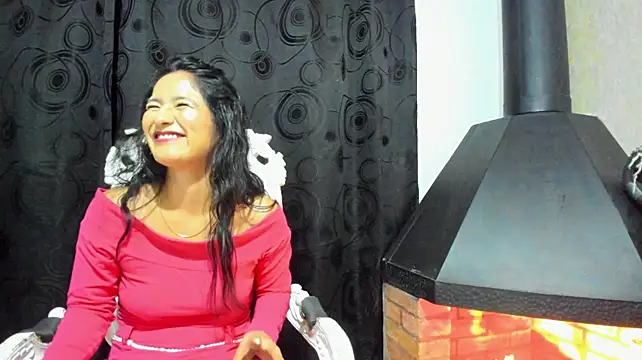Vicky_Angeel Adlı Modelin Canlı XXX Sohbeti