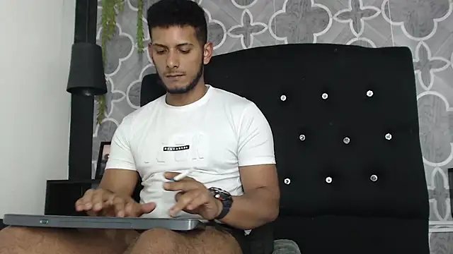 Chris_Dick23 Obrolan Langsung XXX