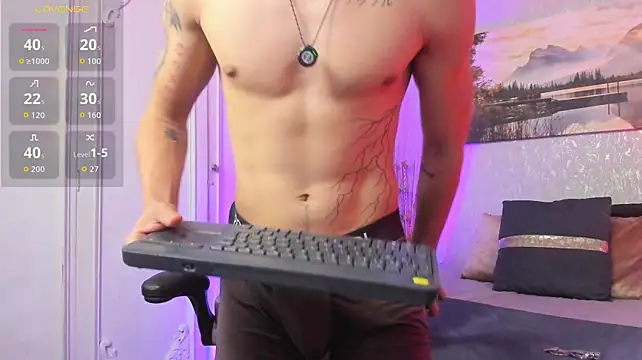 Tyler_durten Шоу с уебкамера