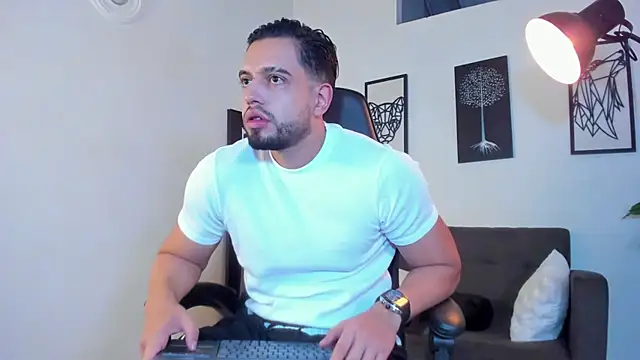 Chat +18 de Justin_kingX7 ao vivo