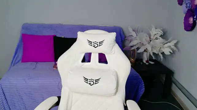 LunarShadee's Live XXX Chat