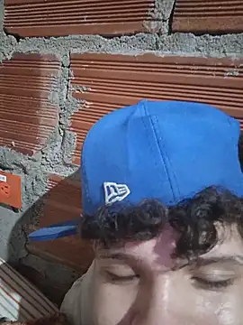 nilon05's Live XXX Chat