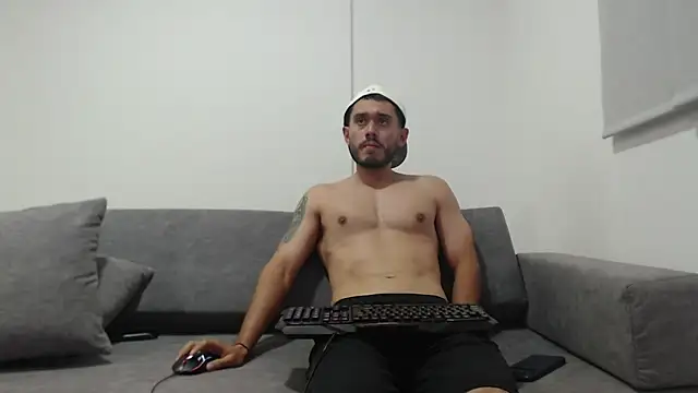 fernandofit_ XXX чат на живо