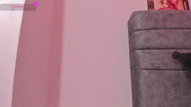 צ'אט XXX בשידור חי של MissCurvyTop