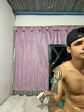 แชท XXX สดของ Valeriano-03