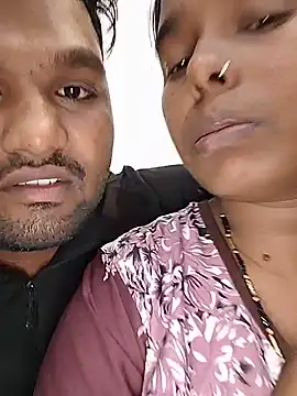 BabuCouple's Live XXX Chat