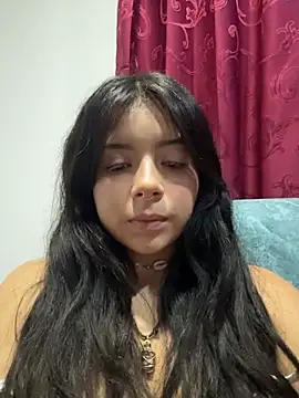softdoll-_'s Live XXX Chat