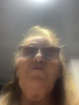 DulceDiaz's Live XXX Chat
