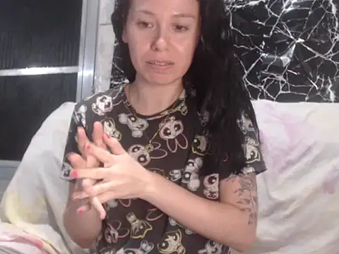 Chat XXX ao vivo de Venusluxodomme