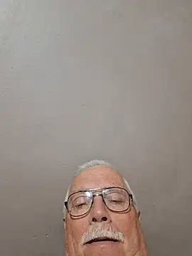 צ'אט XXX בשידור חי של NawtyB1965