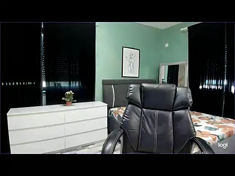 Chat +18 de LexxxyDiamond ao vivo