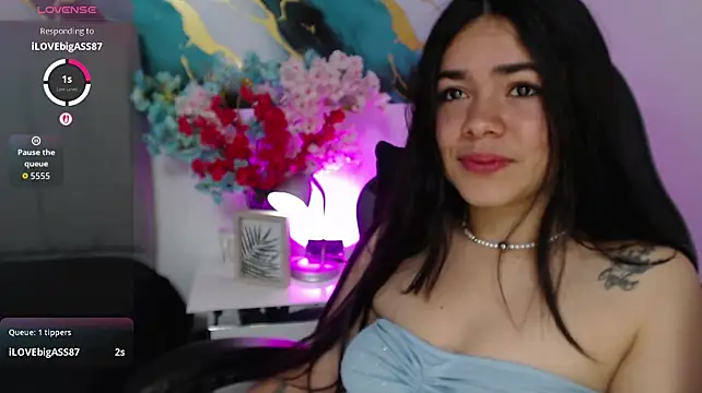 Živý XXX chat Zoe_Bloom__