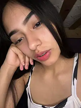 הופעת וובקאם של Angelita_megan