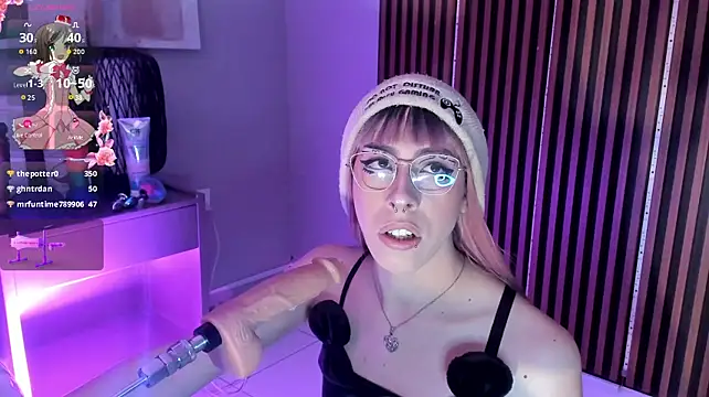 Chat +18 de kattt_cut ao vivo