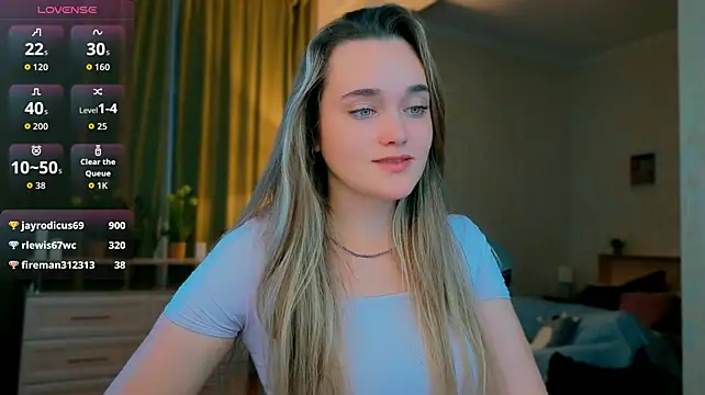 earthfantasyy's Live XXX Chat