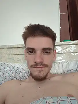 XXX chat uživo modela darkboy665