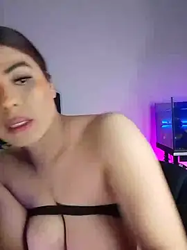 دردشة Aliice_Doll الجنسية المباشرة