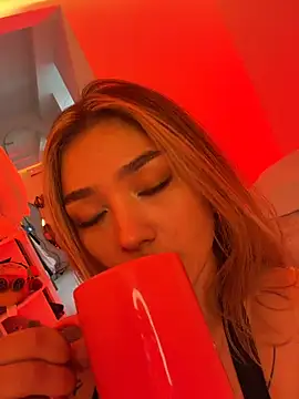 צ'אט XXX בשידור חי של Ariannaa_1