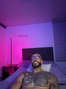 Simon_trujillo Chat XXX in diretta