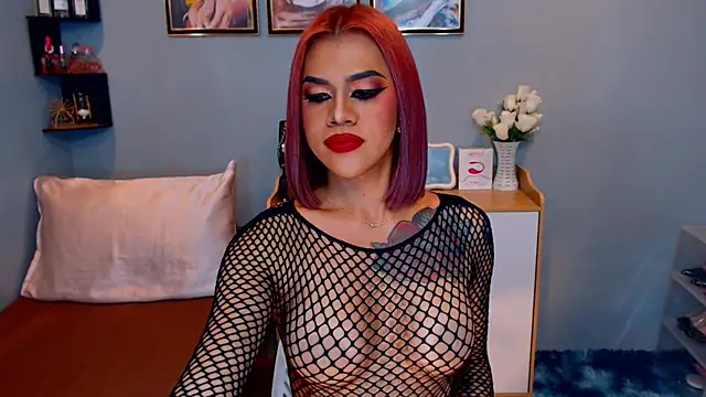 StellaStrong30 Adlı Modelin Canlı XXX Sohbeti