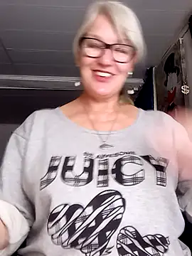 irinamaux's Live XXX Chat