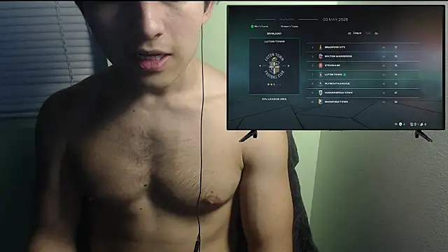 the1invisibleboy live XXX chat
