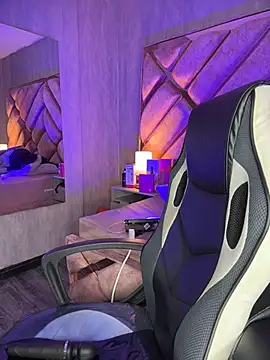 Онлайн чат XXX ian_mathias_