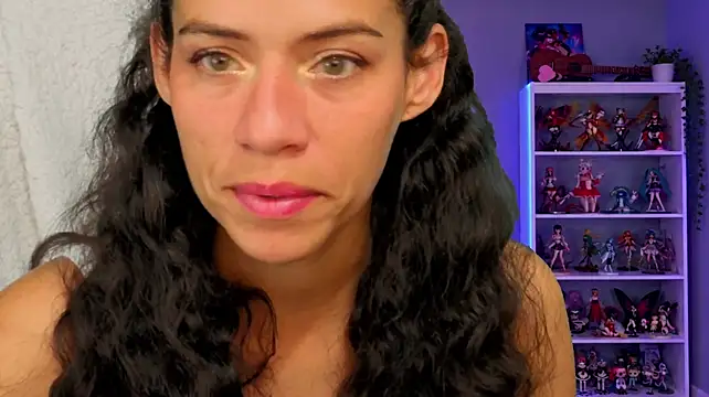 daniela_rivasthl Chat XXX in diretta