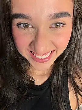 צ'אט XXX בשידור חי של julieta_jhonss