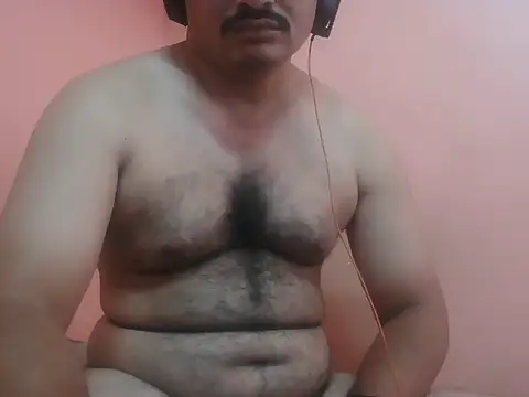 naughtymike0007 Adlı Modelin Canlı XXX Sohbeti
