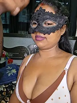 Chat +18 de Soniya_je ao vivo